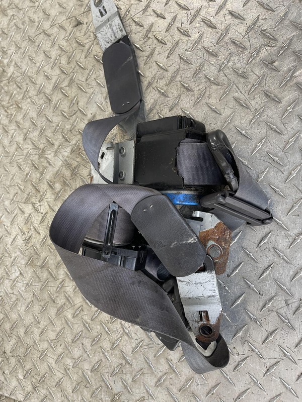 1997-2001 Jeep Cherokee Front Seat Belt Set Oem Tested