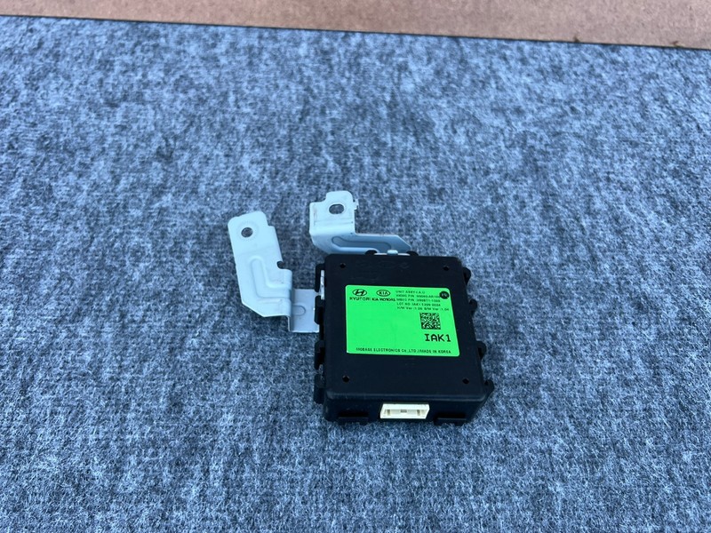 GENESIS GV70 2022-2026 OEM IBU ANTI-THEFT RECEIVER CONTROL MODULE UNIT ASSY
