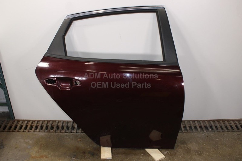 16-20 KIA OPTIMA Rear Right Side Door Shell OEM / Sangria Red / M2R (SCRATCH)