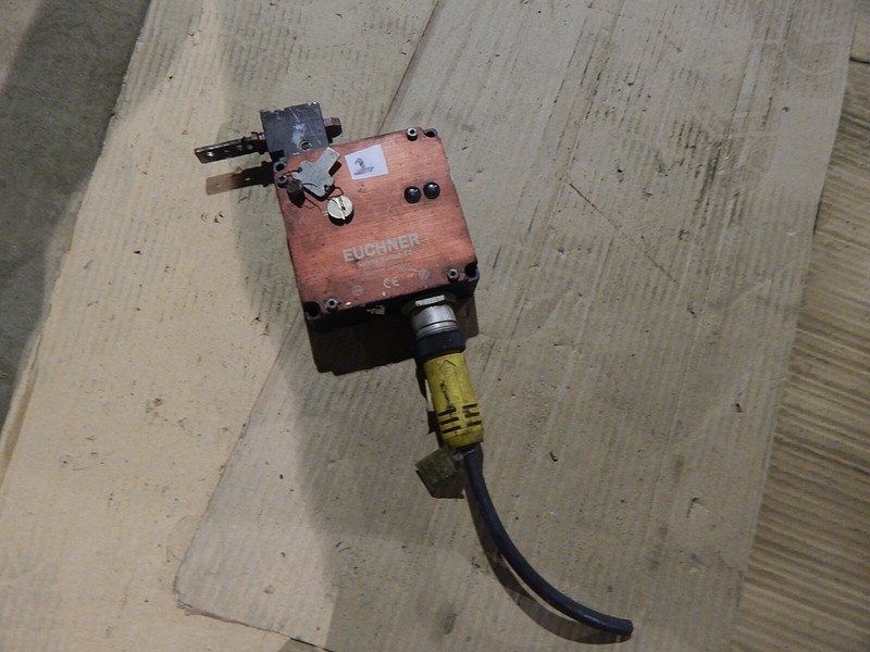 Euchner TZ1LE024BHA C1808 Safety Switch "1" *FREE SHIPPING*