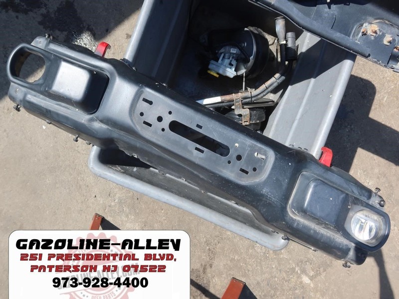 Jeep Wrangler JL Rubicon OEM Steel Front Bumper Assembly 68293891