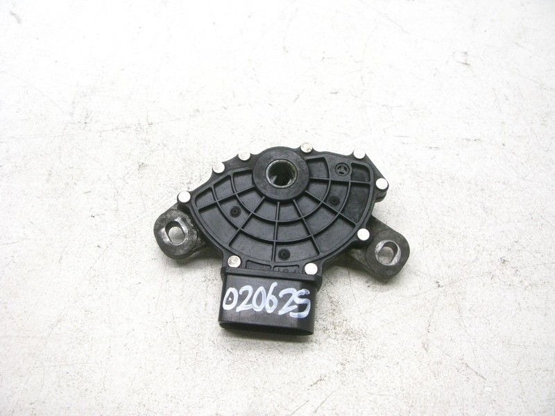 05-16 MINI COOPER COUNTRYMAN R60 AT TRANSMISSION GEAR POSITION SENSOR OEM 020625