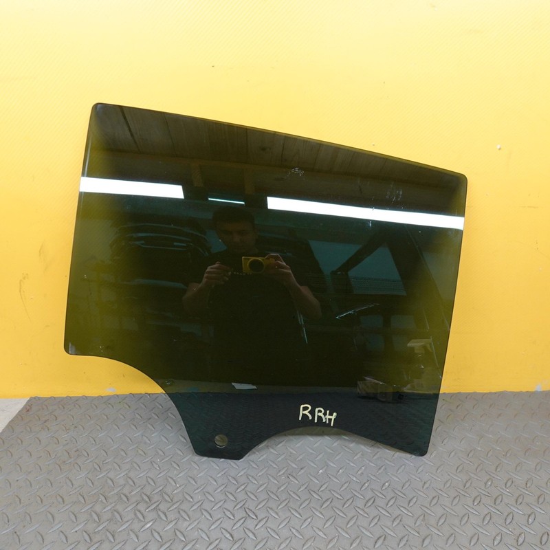 2021-2024 BUICK ENVISION REAR RIGHT SIDE DOOR WINDOW GLASS BLACK TINT 39114939