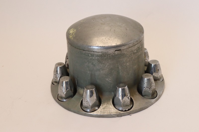2019-2023 VOLVO VNL 760 D13 10 LUG WHEEL CENTER HUB CAP CHROME OEM