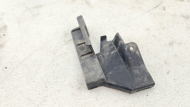 2015-2017 TOYOTA CAMRY REAR RIGHTINNER SPLASH SHIELD FENDER LINER holder OEM