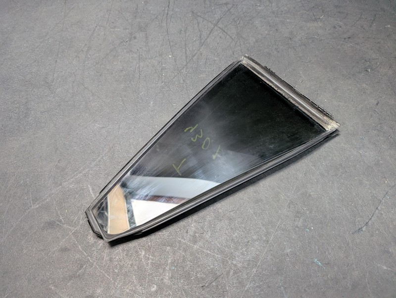 Rear Left Door Window Vent Glass 2020 Toyota RAV4 68124-0R100 2019 2021 - 2024
