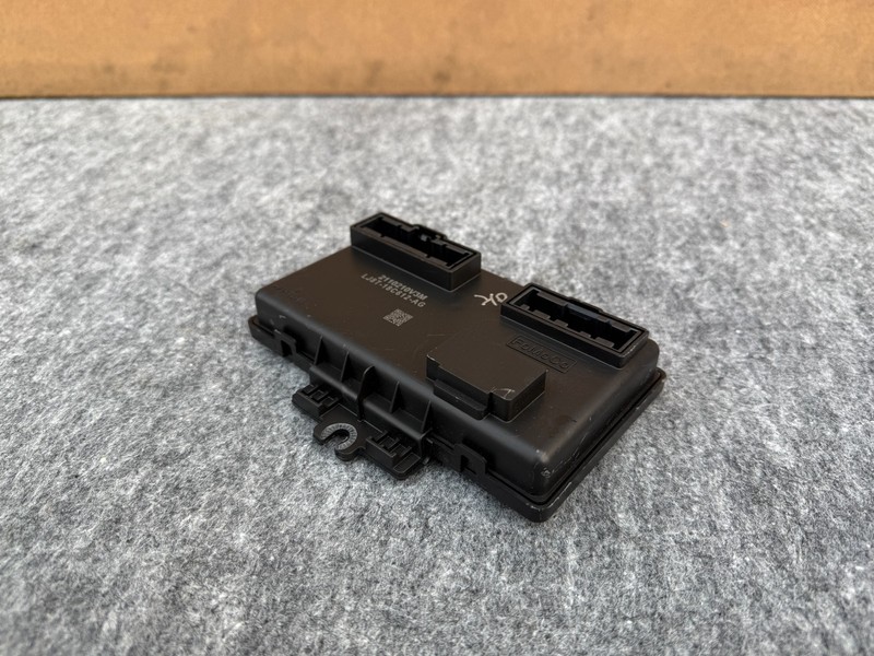 FORD MUSTANG MACH-E 2021-2025 OEM HVAC HEATER TEMPERATURE CLIMATE CONTROL MODULE