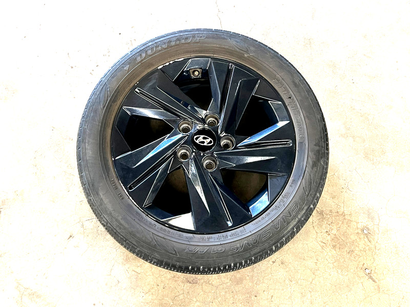 ⭐2021-2023 HYUNDAI ELANTRA 16" WHEEL RIM TIRE 205/55R16 5 SPOKE OEM LOT2710
