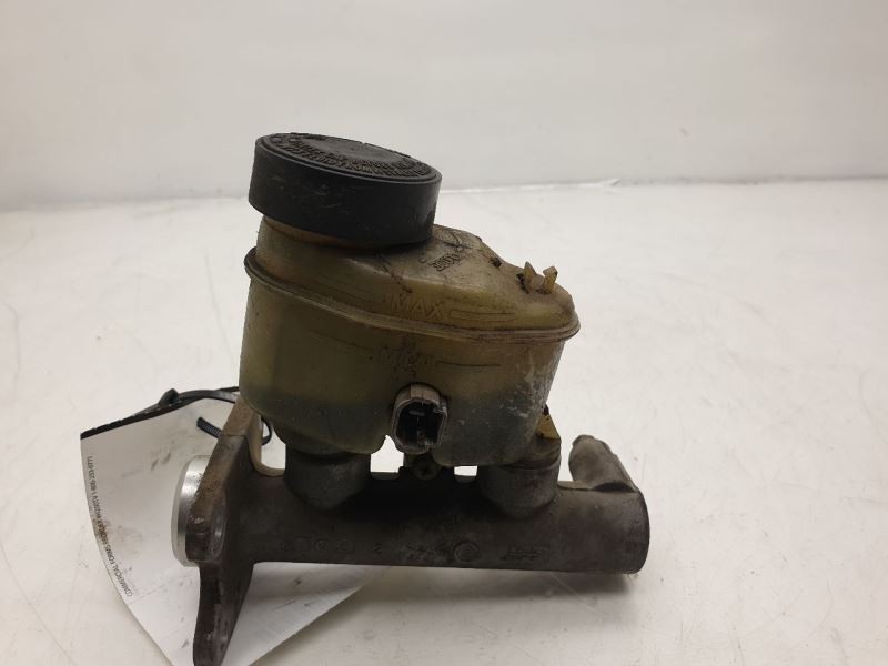 95-98 TOYOTA T100V6 3.4L RWD BRAKE MASTER CYLINDER ASSEMBLY