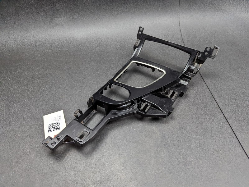 Center Console Shifter Upper Trim Panel 2017 Infiniti Q60 96941-4GF0A 2018 2019