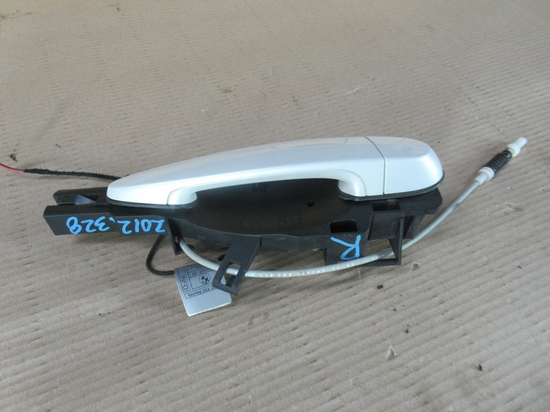 BMW 328I 335i E90 E92 Right Passenger Door Handle w/ LED Light 63317163512 OEM