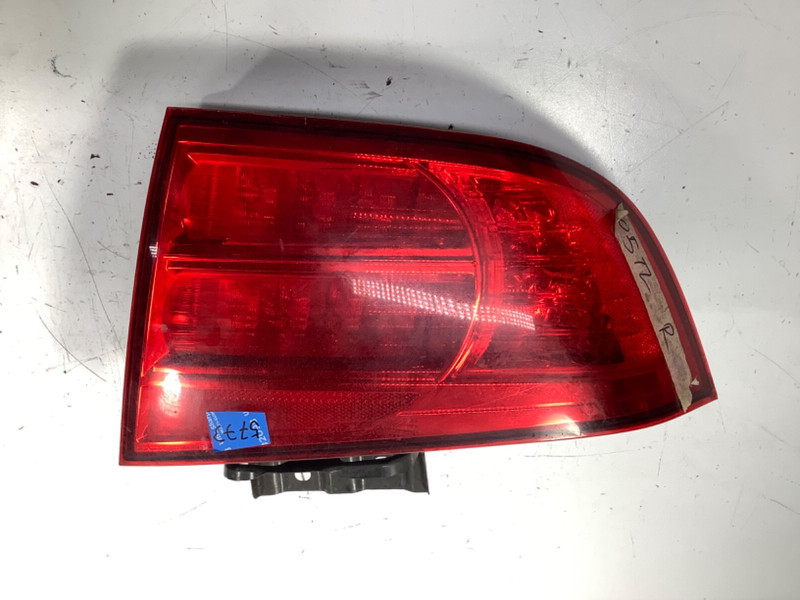 04-06 Acura TL Right Tail Light Assembly OEM