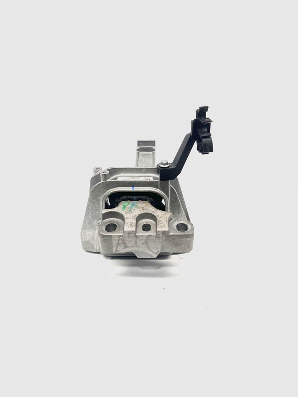 2020 VW Atlas Cross Sport 2.0L RH Passenger Front Engine Frame Mount OEM