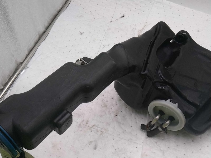 2011 Mercedes-Benz C-Class Washer Fluid Reservoir OEM 2048691120, 136k Miles