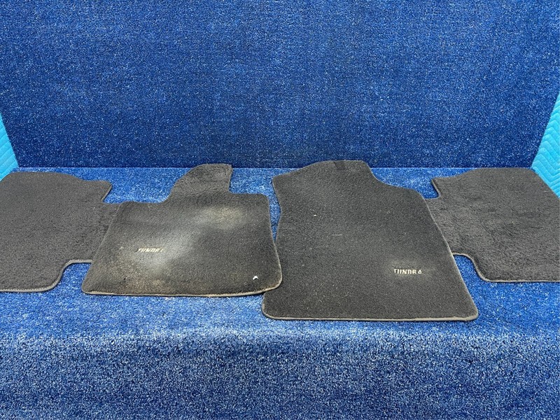 2007–2013 Toyota Tundra PT206-34072-XX Black Carpet Floor Mats 4-Piece Set OEM