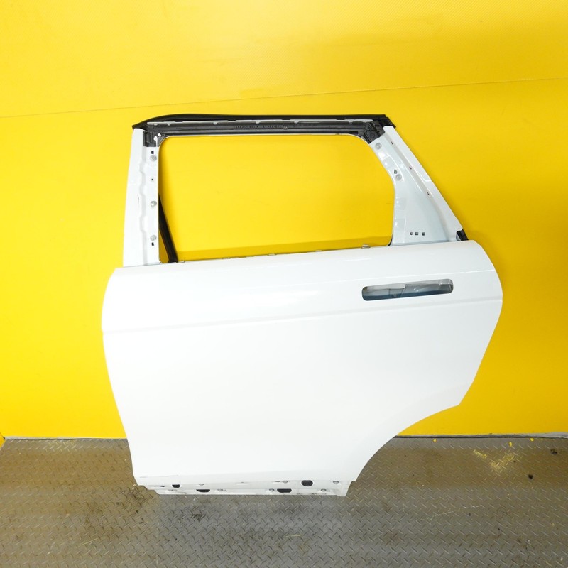 2020-2022 RANGE ROVER EVOQUE REAR LEFT DRIVER SIDE DOOR SHELL OEM LR138384