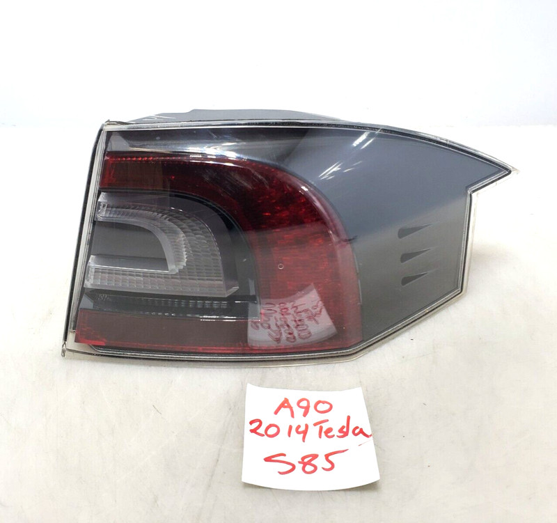 ✅ 12-16 OEM Tesla Model S Rear Passenger Side Outer Tail Light Trunk