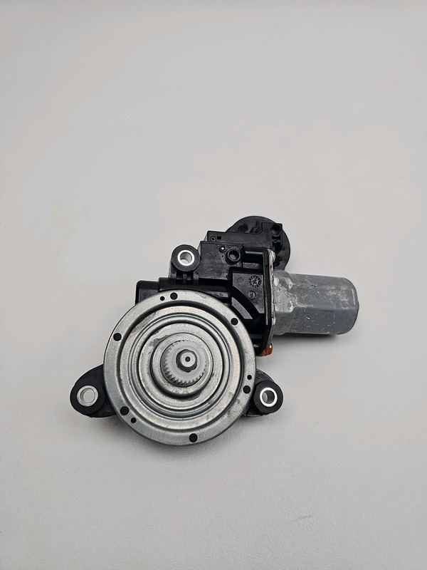 2024-2025 Mazda CX-90 Left Front Door Window Regulator Motor OEM BCJH-59-58X