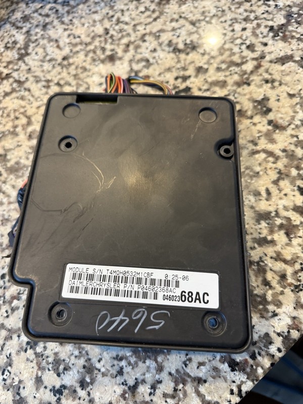 2002 CHRYSLER SebringCONVERTIBLE bcm body control module P04602368AC