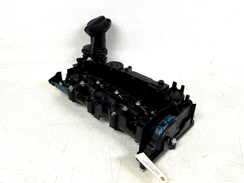 ⭐2011-2017 BMW X3 2.0L DISEL ENGINE VALVE COVER CYLINDER HEAD COVER OEM LOT2721