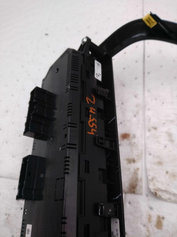 2019 Ford EcoSport A/C Selector Switch OEM Silver 86000 Miles NJ25-24554-621921