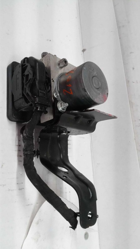2020 Jeep Cherokee ABS Pump & Motor Assembly OEM 68466260AA 47000 Miles