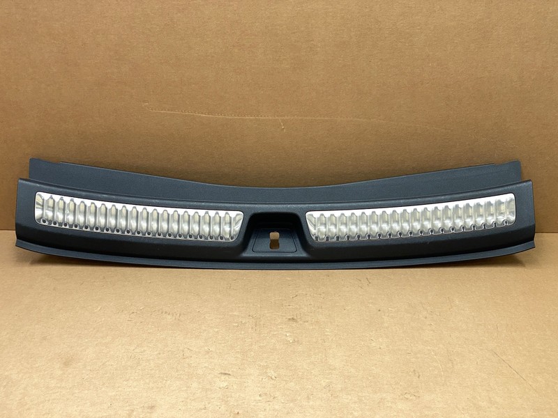 21-23 BUICK ENVISION TRUNK LOCK LATCH SILL SCUFF PLATE TRIM COVER OEM LOT785