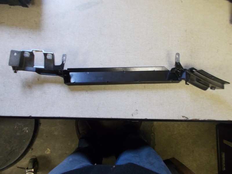 BMW 15.45-8 150 759 Dash B4racket, Above Radio Support 72510.0.218/MG/AM60HP