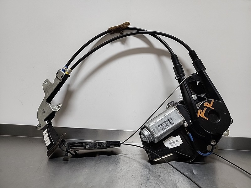 2011-2020 Toyota Sienna Passenger R/H sliding door motor 426605-10200 W/Cables