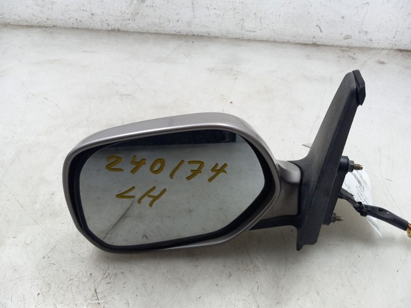 04-06 SCION XB SILVER DRIVER SIDE VIEW MIRROR ASSEMBLY