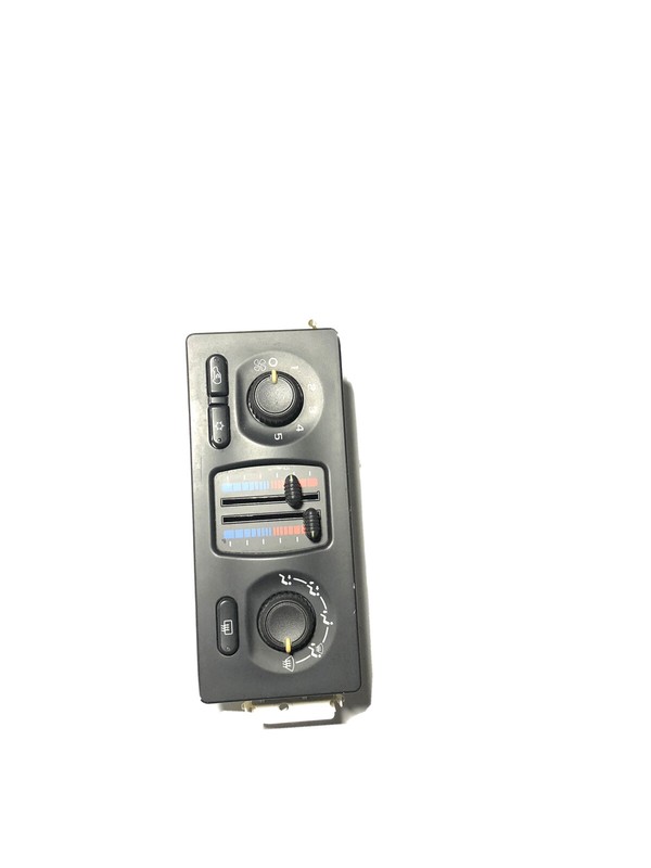 Chevy Trailblazer Heat Ac Temp Climate Control With Rear Defrost 2003 2004 2005
