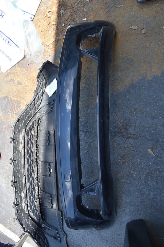 2003-2006 BMW E46 FRONT BUMPER FACTORY OEM