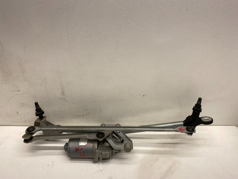 2012 -2015 BMW X1 FRONT WINDSHIELD WIPER MOTOR AND LINKAGE ASSEMBLY OEM