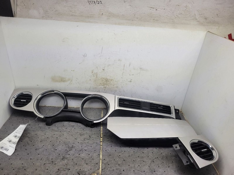 MUSTANG 2010-2014 Aluminum Dash Trim Bezels Vents 1660324