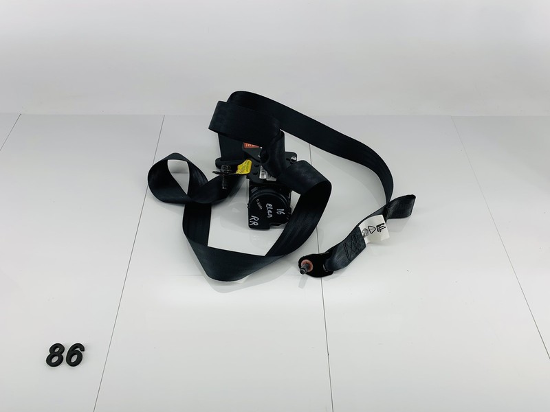 13-17 HYUNDAI ELANTRA GT REAR RIGHT SIDE SECOND 2ND ROW SEAT BELT TENSIONER OEM