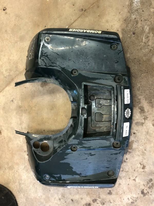 CANAM OUTLANDER 330 400 REAR FENDER CAB 715000888 $45 SHIP TO WI IL IA MN ND SD