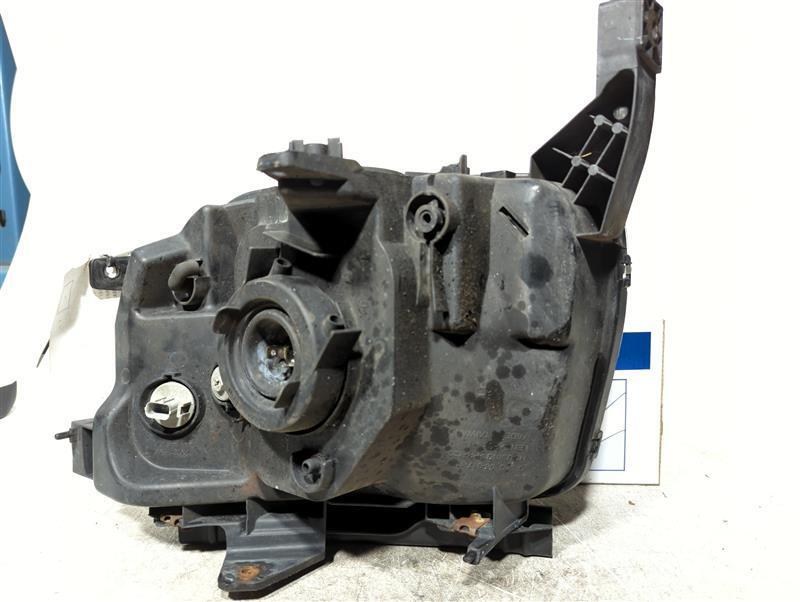 2003-2006 Honda Element Right Headlight Assembly Black OEM Used 292205