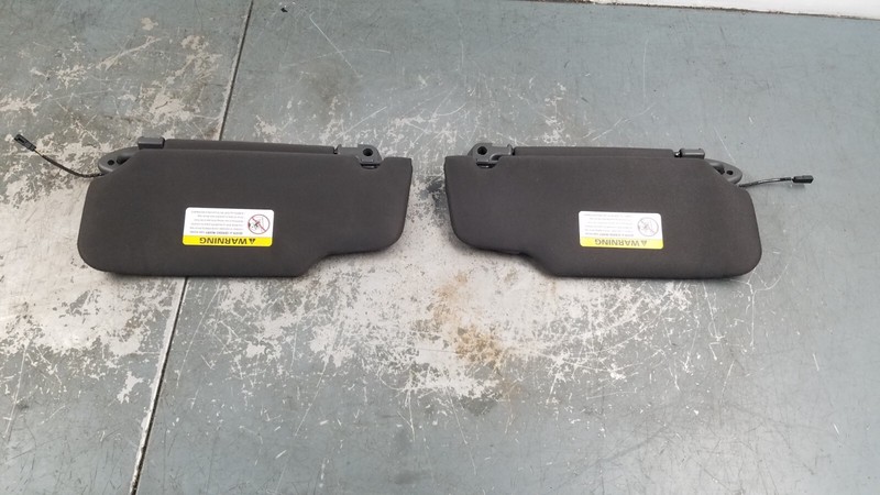 2003 03 04 Mercury Marauder Sun Visors #5819X1
