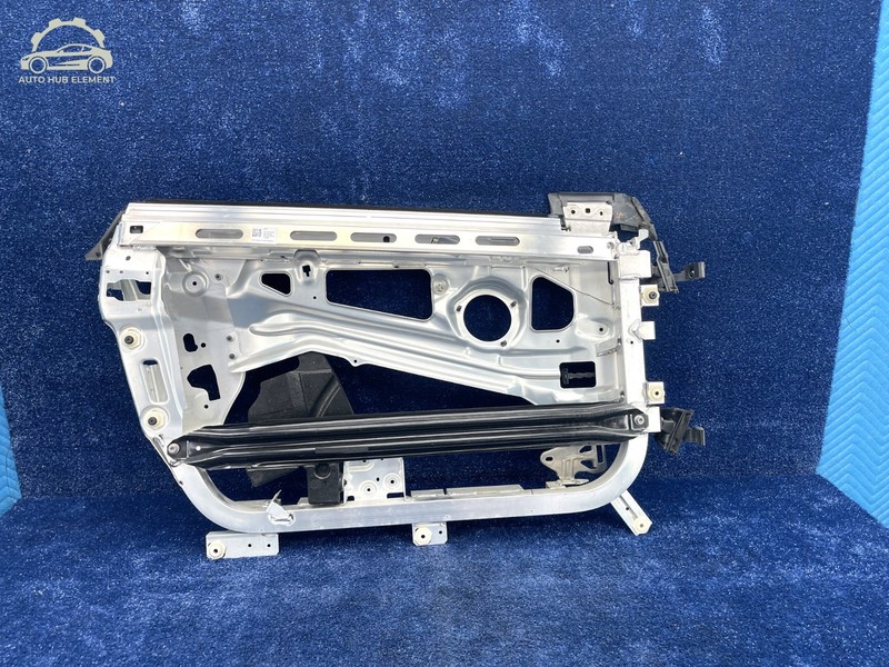 2014-2017 BMW i3 Front Right Passenger Side Door Shell Core Frame OEM 2574052