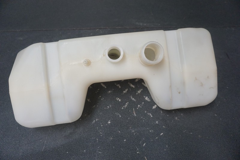 2001 Yamaha OEM Oil Tank Reservoir Freshwater WaveRunner SUV 1200