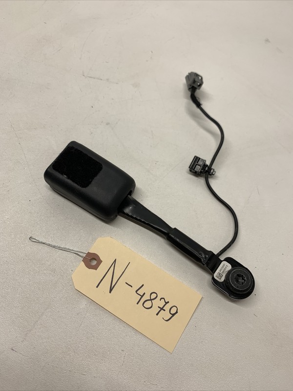 2020 2021 2022 Tesla Y 3 FRONT RIGHT LEFT SEAT BELT SEATBELT BUCKLE 4879 B38