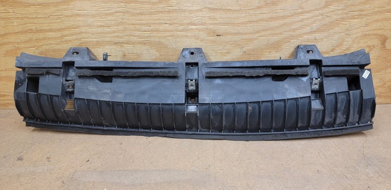 2015 - 2019 Subaru Legacy Front Lower Bumper Cover Bracket OEM