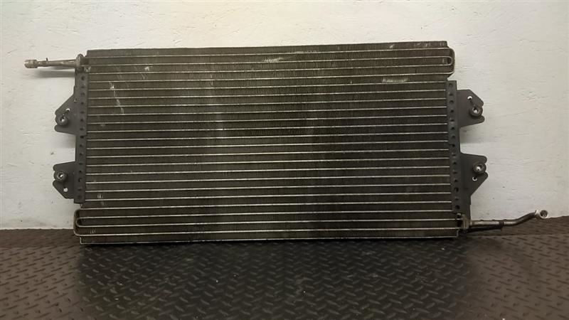96-02 Chevrolet Express 2500 Van A/C Air Conditioning Condenser OEM 52497546