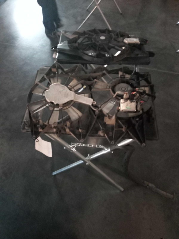 2010 MAZDA CX-9 Engine Cooling Fan Motor OEM CA2615025 146K Miles