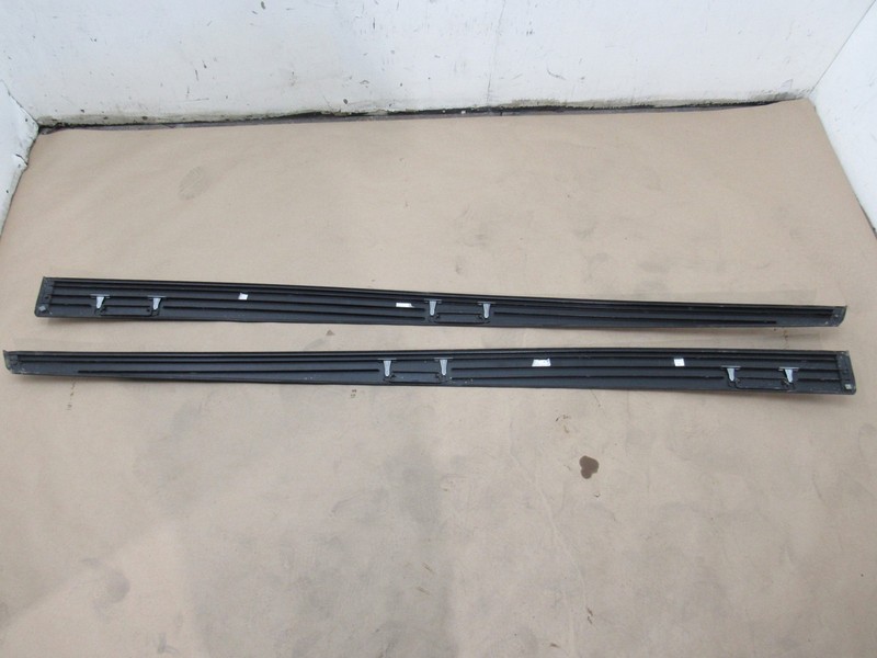Mercedes R350 W251 2011 Right Left Roof Rail Trim Molding Set 2 PCS 06-13 ;