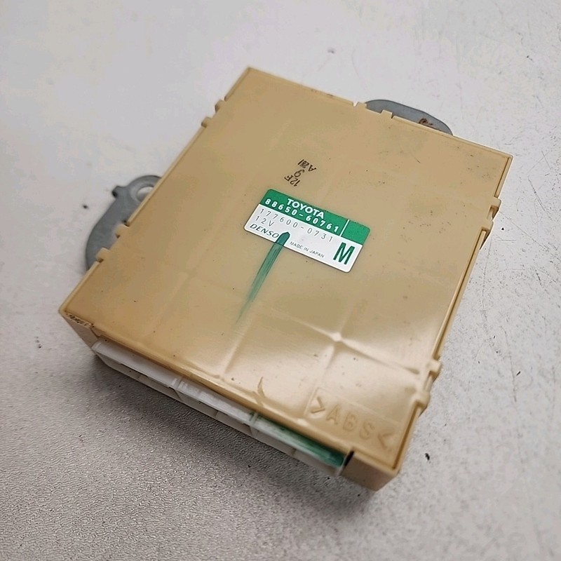 Lexus GX470 2004-2006 Air condition Amplifier module 88650-60761 OEM AT