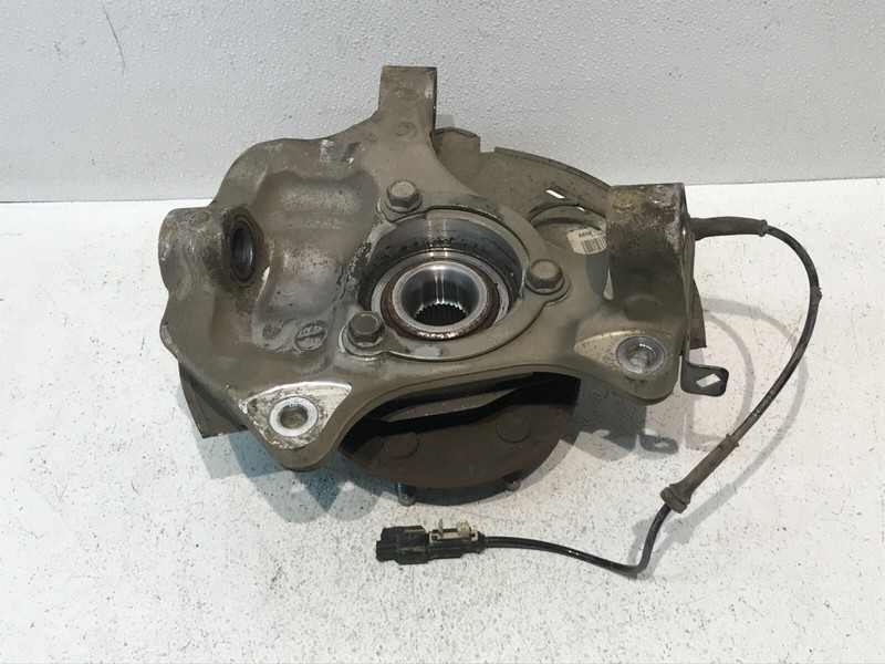 15-20 ESCALADE FRONT LEFT PASSENGER SPINDLE KNUCKLE BEARING HUB 91,941k Miles
