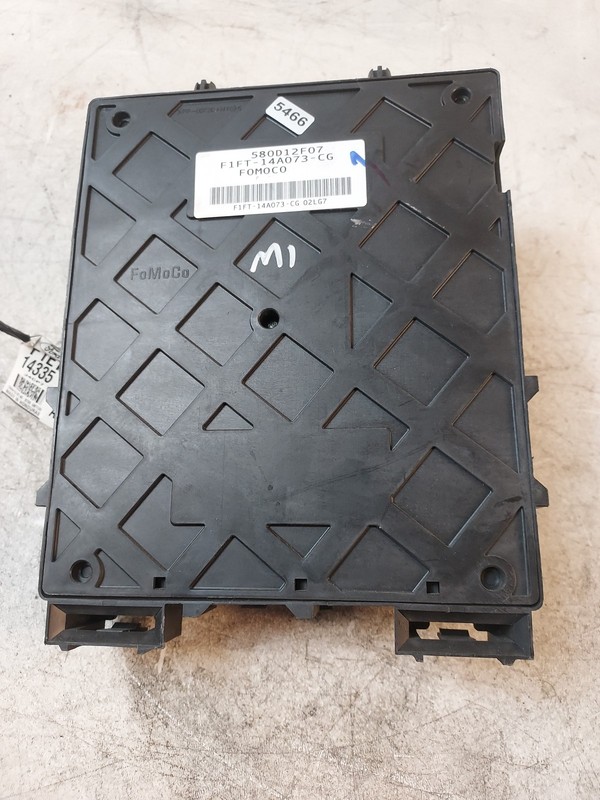 F1FT-14A073-CG Ford 2015 Escape Focus Fuse Box Body Control Module BCM OEM