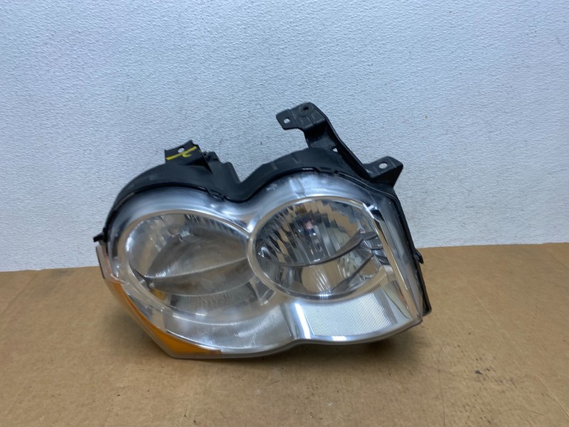 2008-2010 Jeep Grand Cherokee Right RH Side Halogen Headlight AE3049 DW