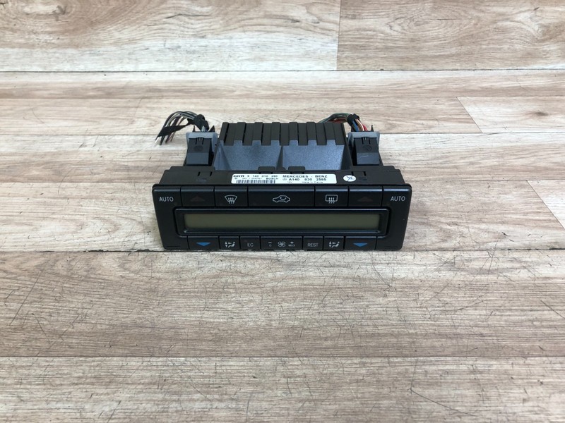 MERCEDES BENZ OEM CLK320 CLK430 CLK55 FRONT AC CLIMATE CONTROL HEATER SWITCH 4